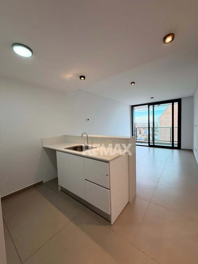 Departamento de 2 ambientes en alquiler en Neuquén, Belgrano 500