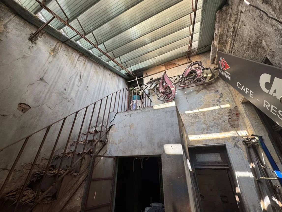 Venta casa a refaccionar villa gral mitre, foto 4
