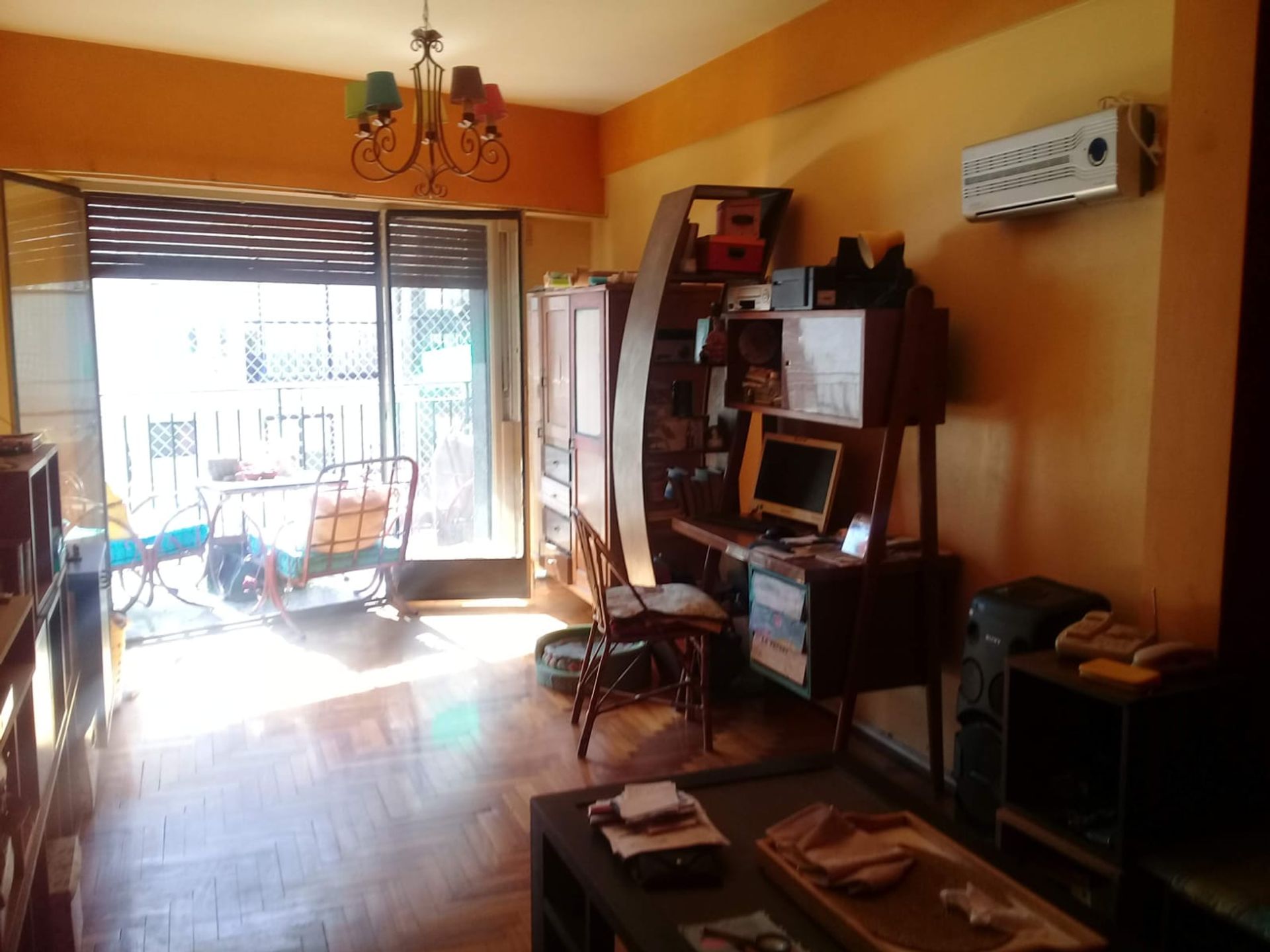 Foto 3 — Venta depto 2 amb. con balcón corrido Recoleta
