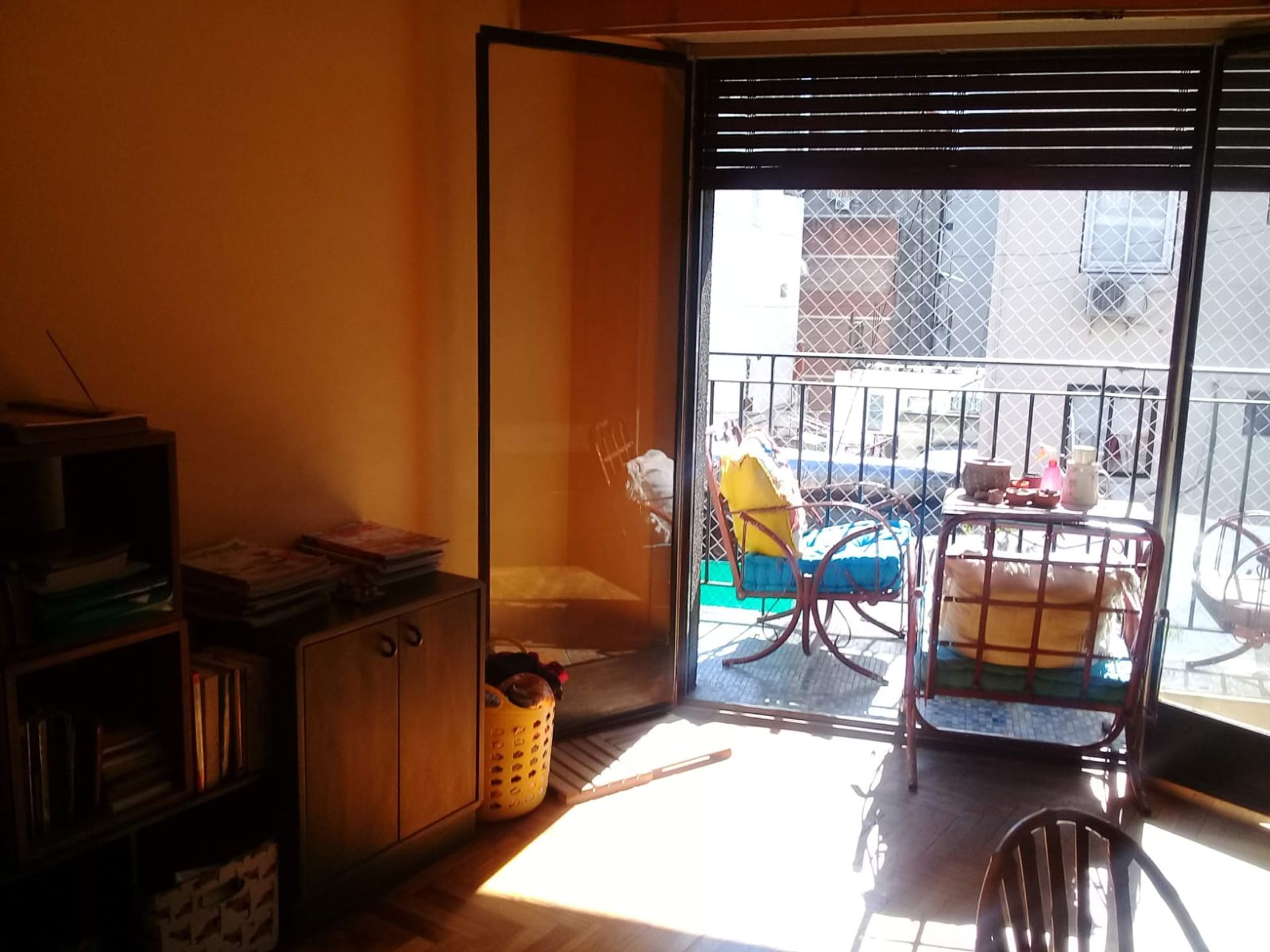 Foto 2 — Venta depto 2 amb. con balcón corrido Recoleta