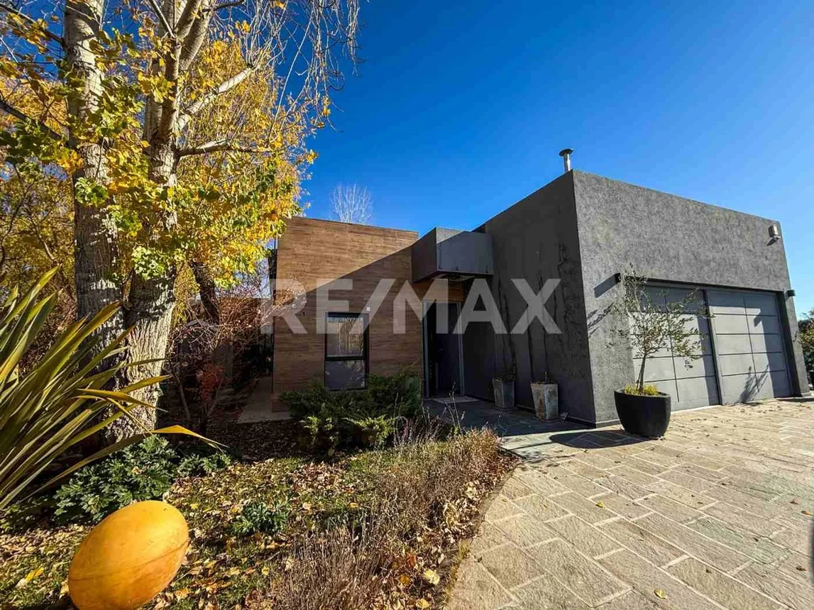 Casa en venta en Neuquén, foto 5