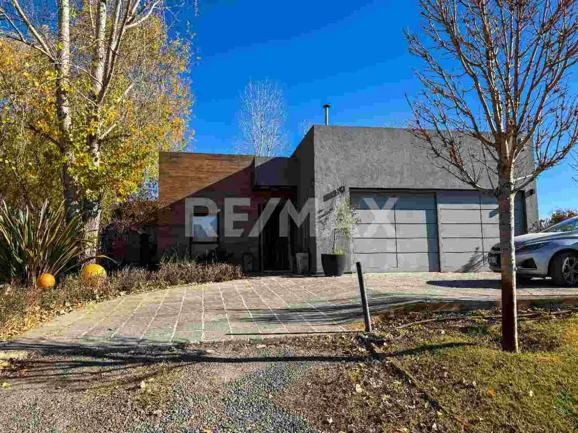 Casa en venta en Neuquén, foto 4