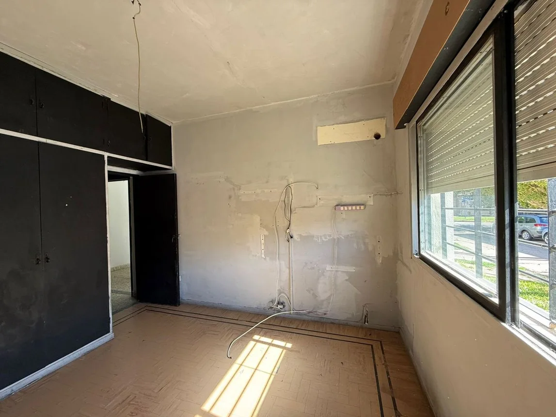Casa de 3 ambientes en venta en Ramos Mejía, Necochea 2200, foto 3