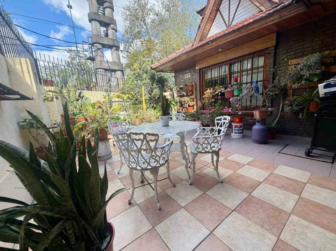 Casa de 4 ambientes en venta en Lomas de Zamora, Monseñor Piaggio 200, foto 4