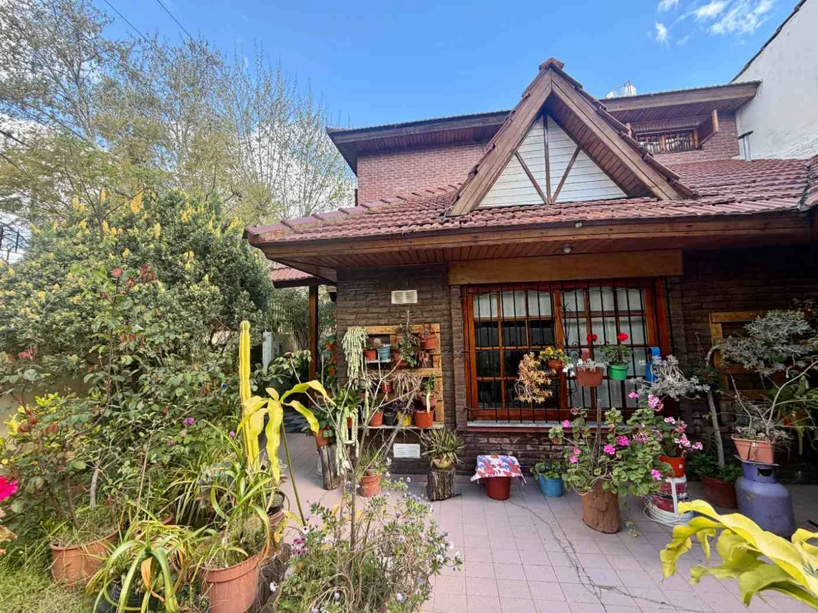 Casa de 4 ambientes en venta en Lomas de Zamora, Monseñor Piaggio 200, foto 5