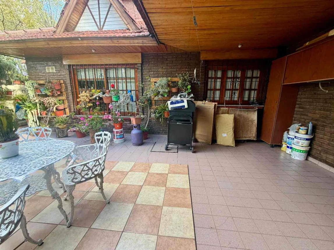 Casa de 4 ambientes en venta en Lomas de Zamora, Monseñor Piaggio 200, foto 3