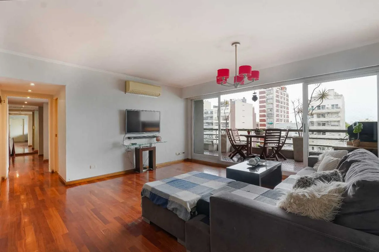 Departamento de 4 ambientes en venta en Villa Urquiza, Avenida Olazábal 4400