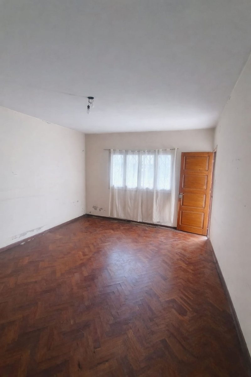 CASA VENTA A RECICLAR MACROCENTRO 3 DORM - foto 3