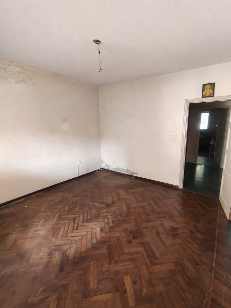 CASA VENTA A RECICLAR MACROCENTRO 3 DORM - foto 4