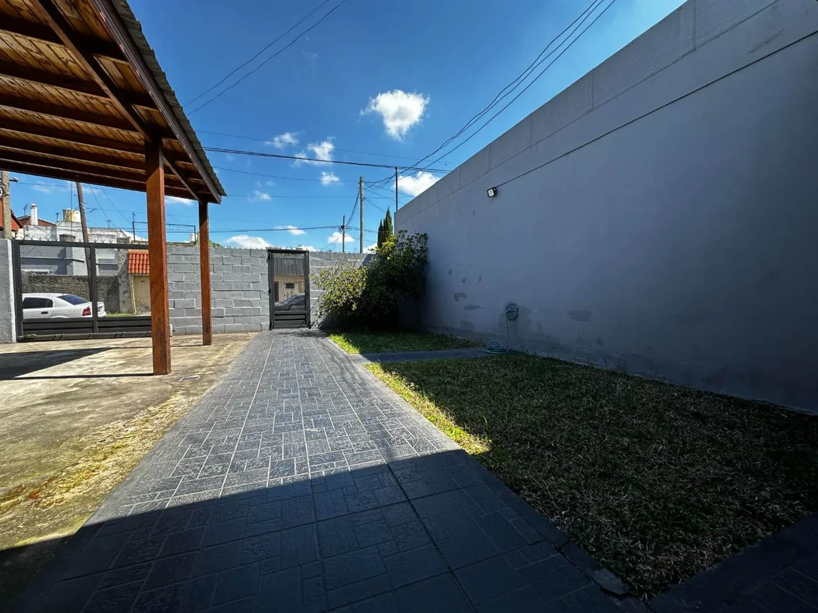 Casa de 3 ambientes en venta en Lanús Oeste, Formosa 1100, foto 4