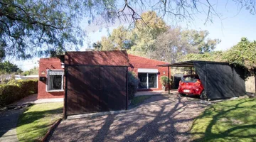 VENTA CASA 4 DORM. - DOBLE PATIO - SOLYMAR NORTE