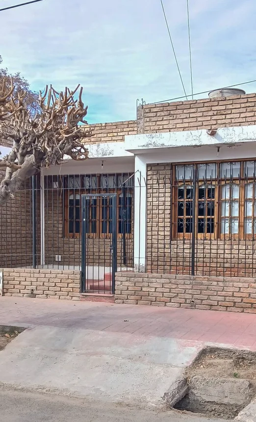 Casa en venta en Guaymallén, foto 3