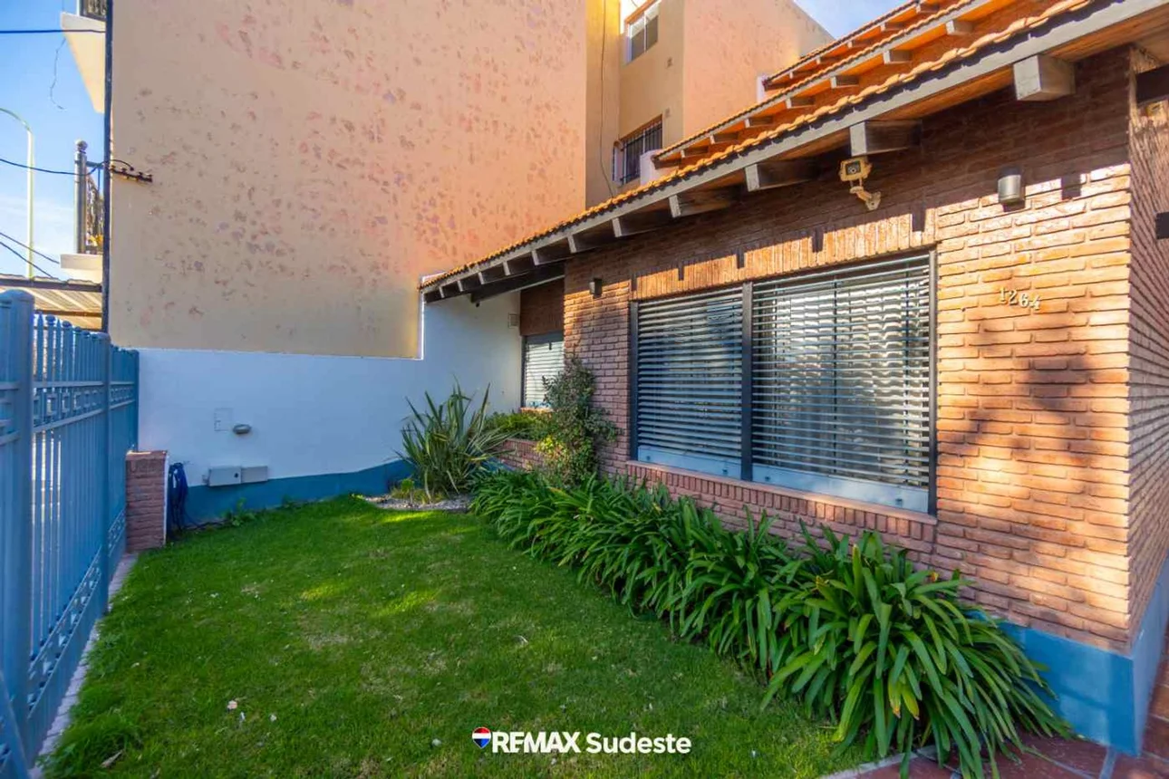 Casa tríplex en venta en Bahía Blanca, foto 3