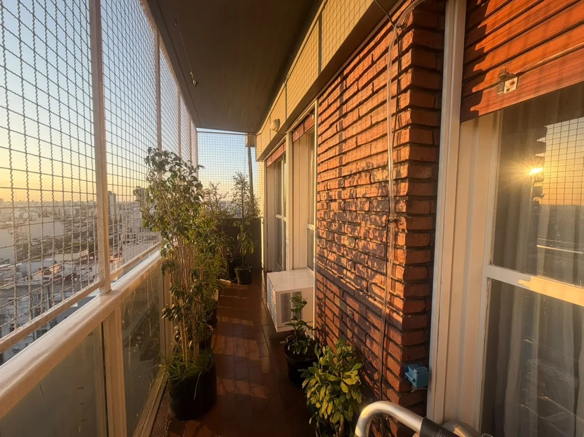Departamento de 4 ambientes en venta en Flores, Bogotá 2200