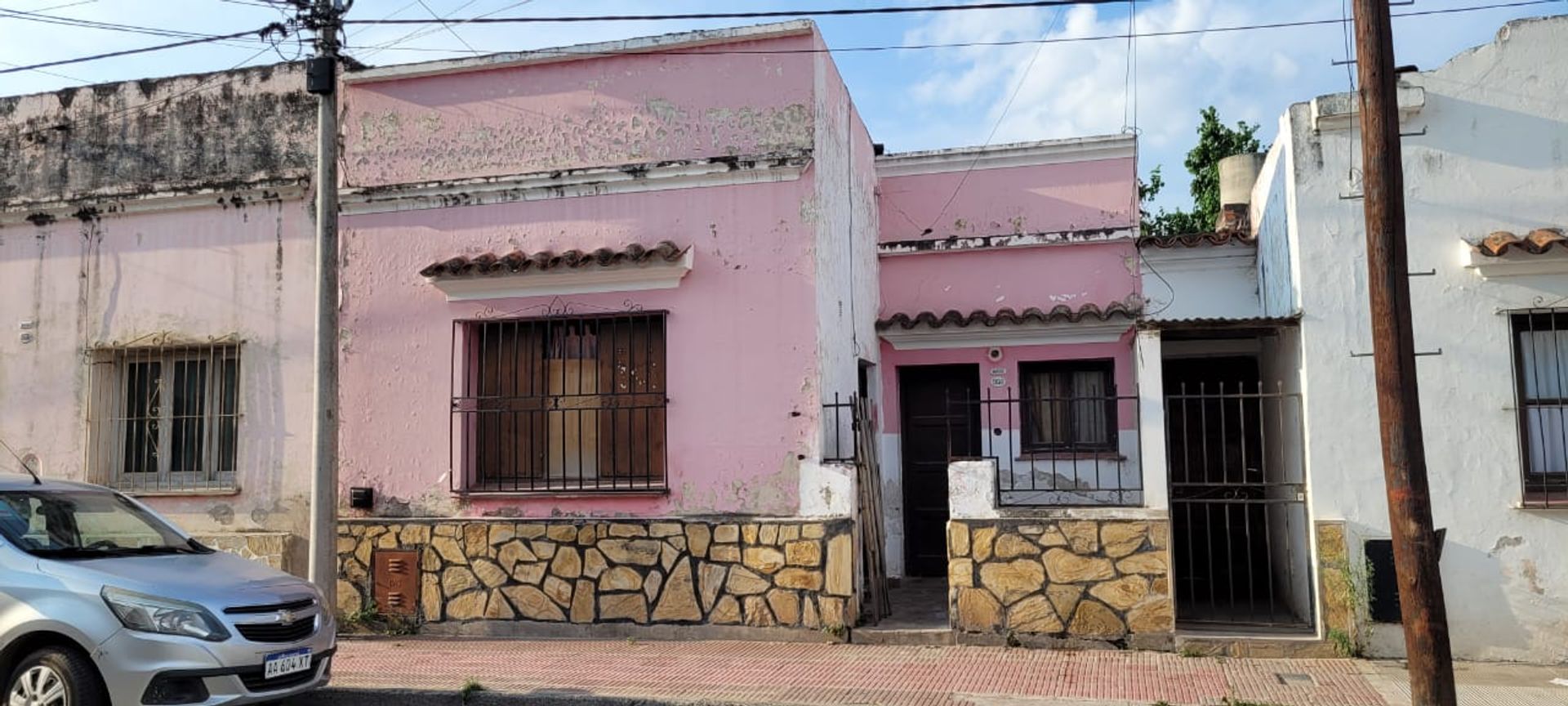 CASA A REFACCIONAR 4 DORMITORIOS VENTA MACROCENTRO - foto 3