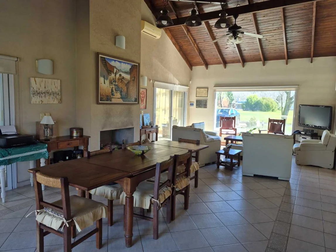 Casa en venta en La Plata, foto 3