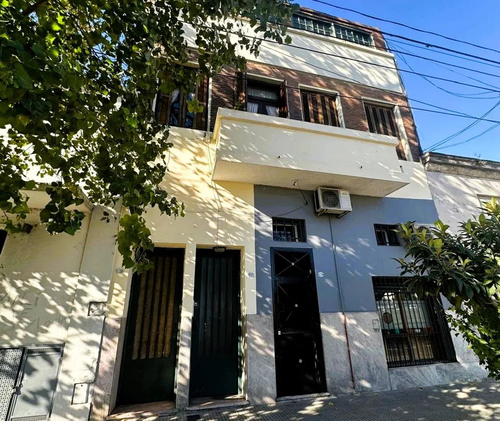 PH de 4 ambientes en venta en Parque Patricios, Combate de los Pozos 1700, foto 2