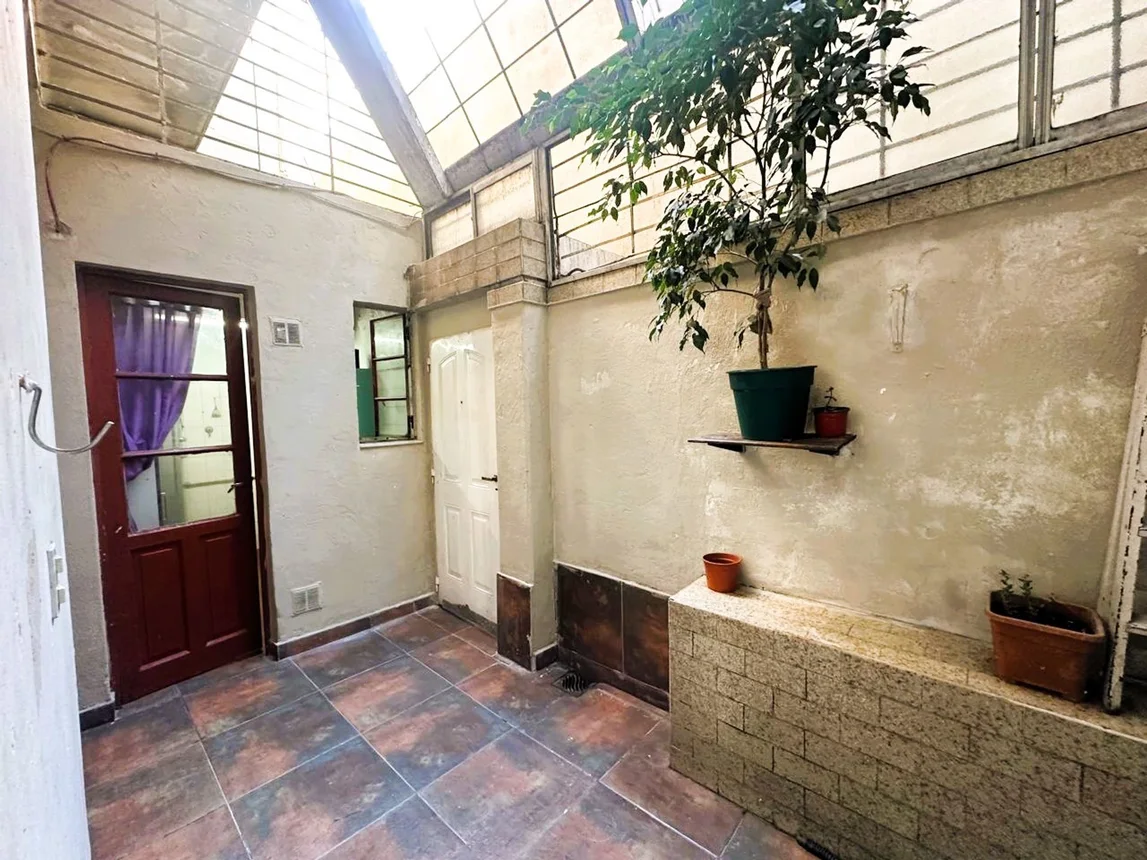 PH de 4 ambientes en venta en Parque Patricios, Combate de los Pozos 1700