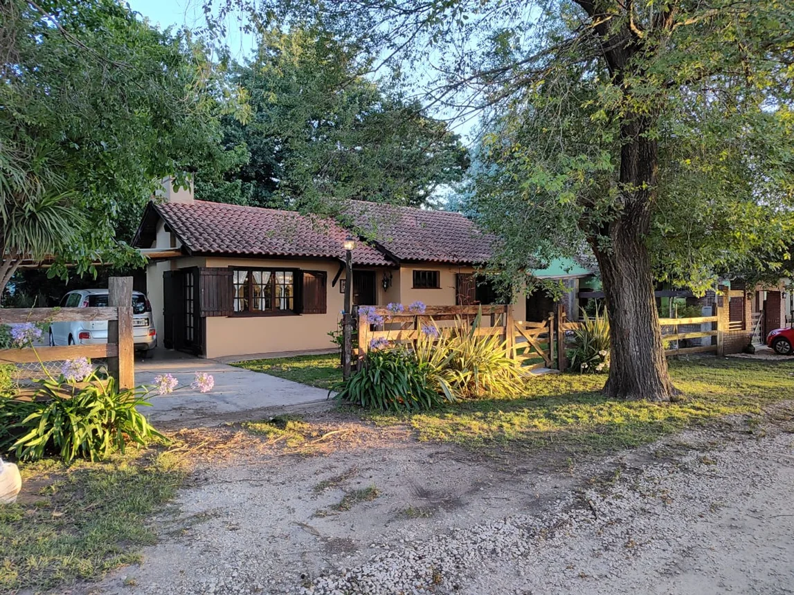 Casa de 3 ambientes en venta en Mar del Plata, El Carpintero 700