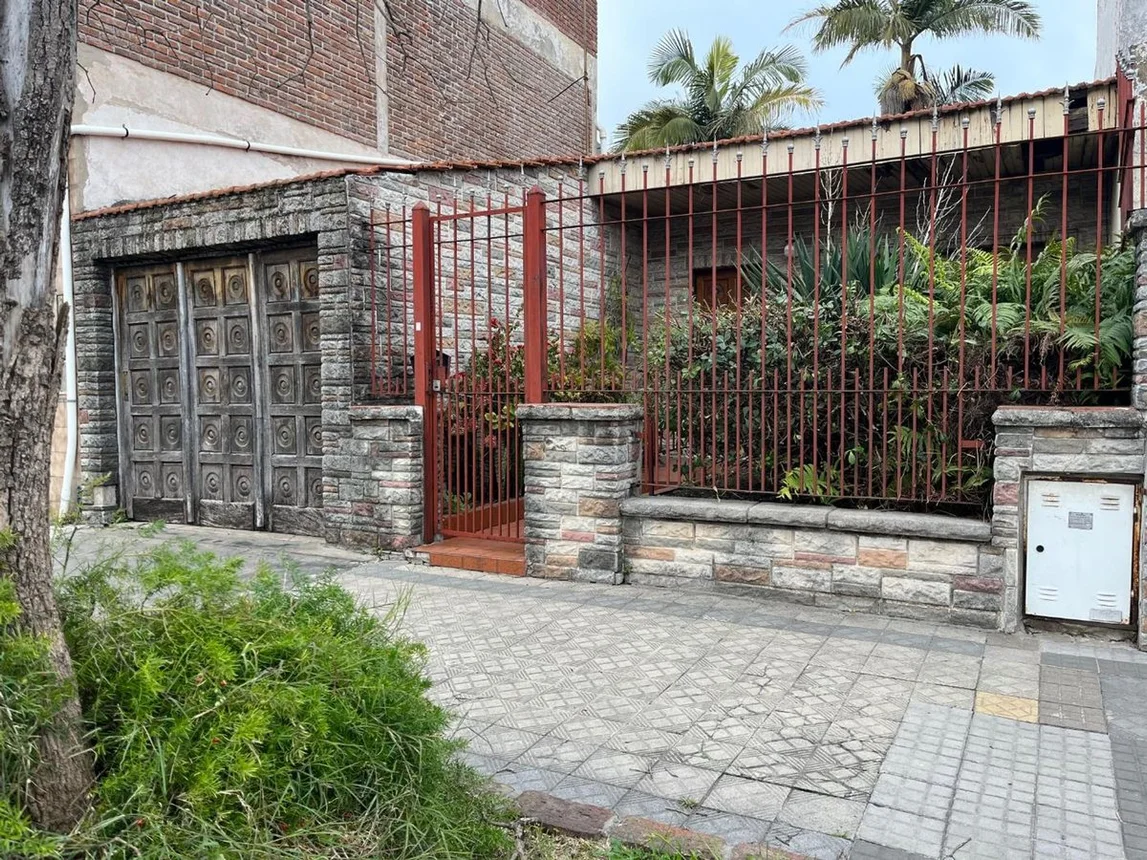 Casa en venta en Lanús Oeste