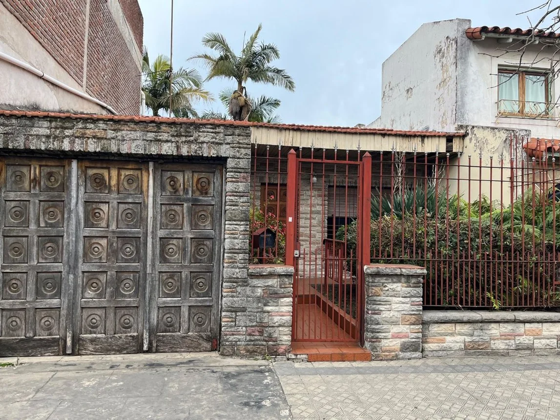 Casa en venta en Lanús Oeste, foto 2