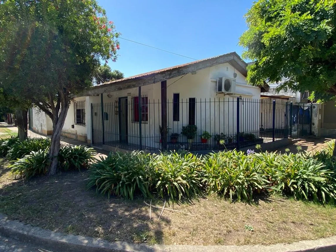 Casa en venta en Ituzaingó, Profesor Juan Carlos Bagnat 1300