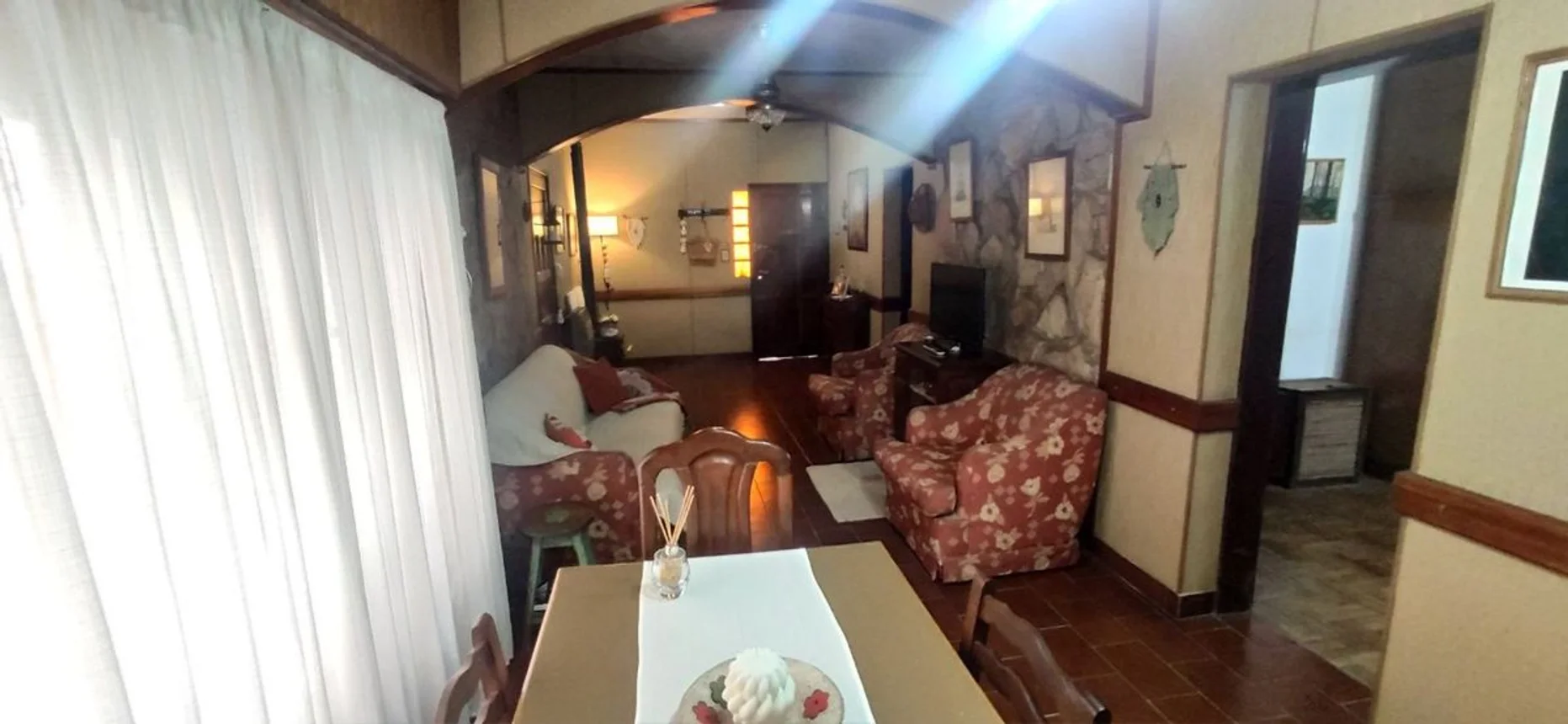 Casa de 4 ambientes en venta en Sarandí, Villegas 2500, foto 3