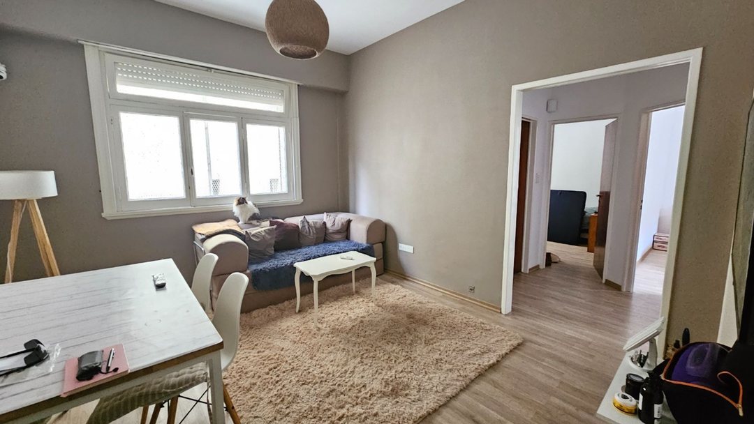 Venta Depto 3 amb Colegiales Luminoso x escalera