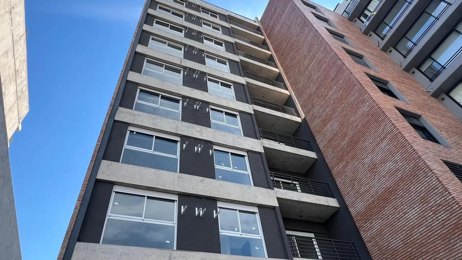 Venta monoambiente divisible c/patio a estrenar, foto 5