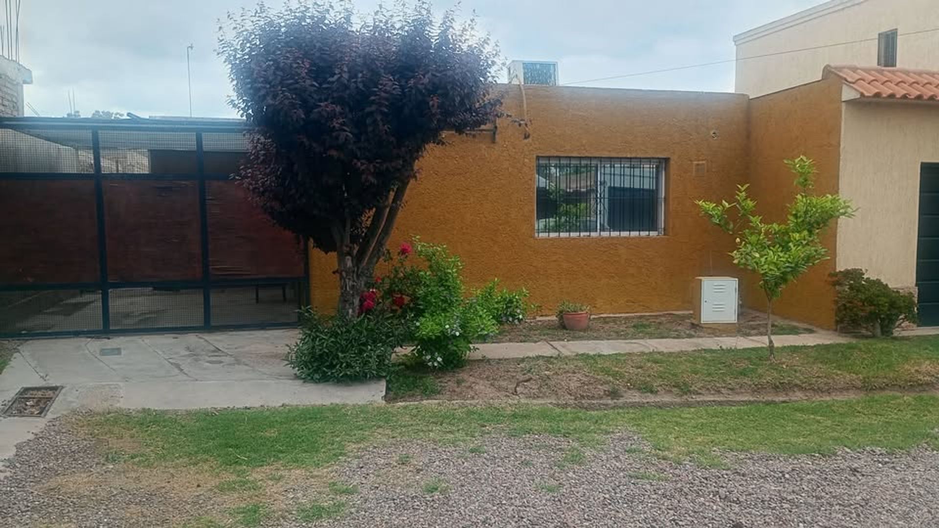 Casa en Capilla de Nieves 1600
