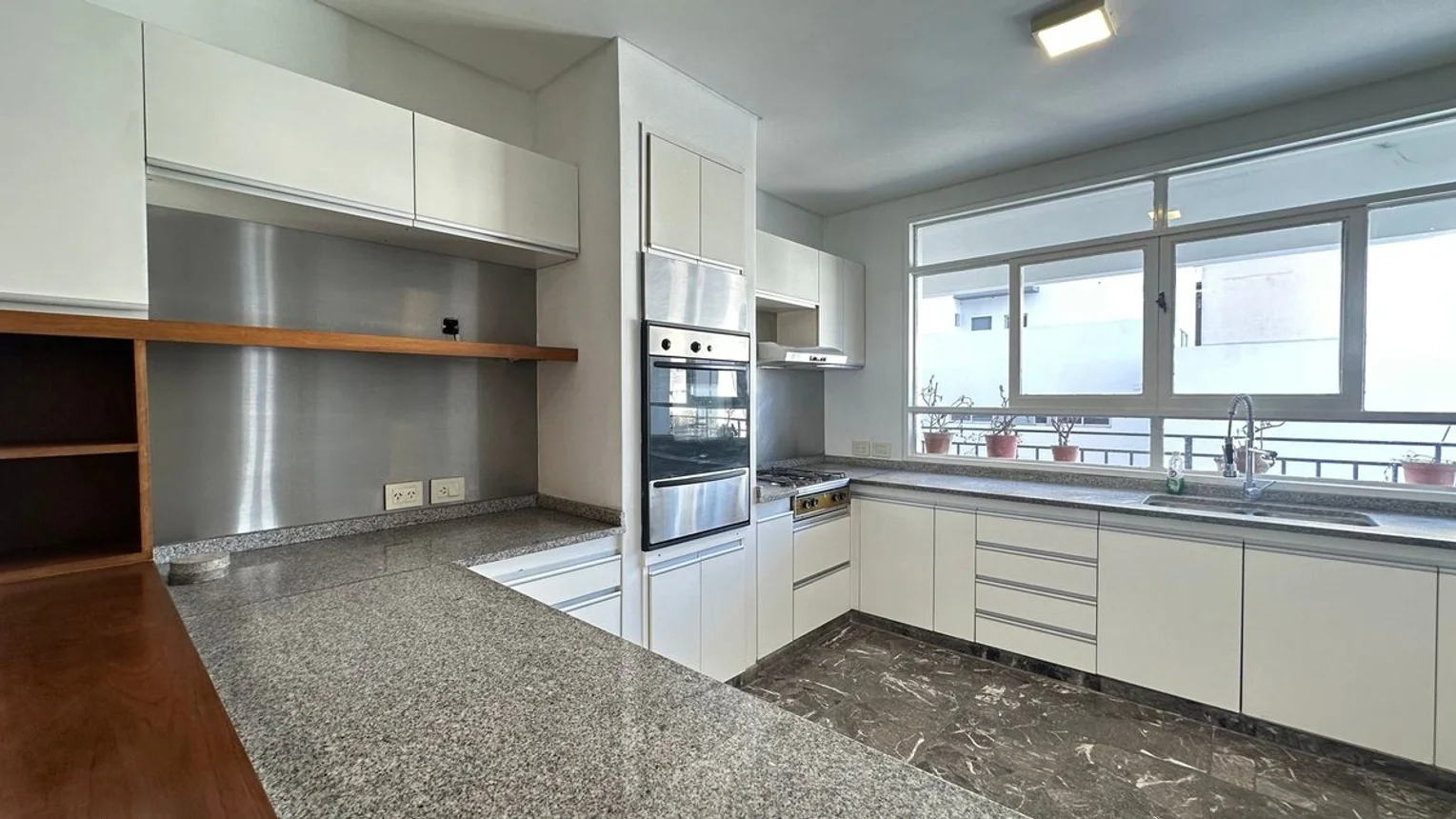 Piso en venta en La Plata, foto 2