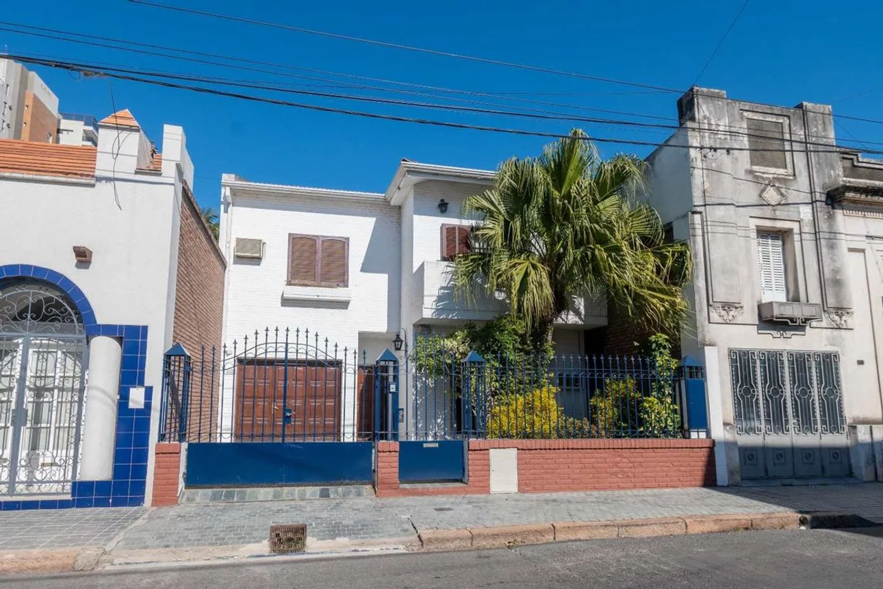 Remax vende casa en barrio sur, foto 1