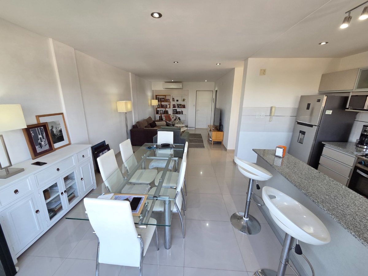 VENTA DEPARTAMENTO 3 AMB. DOBLE COCHERA QUILMES