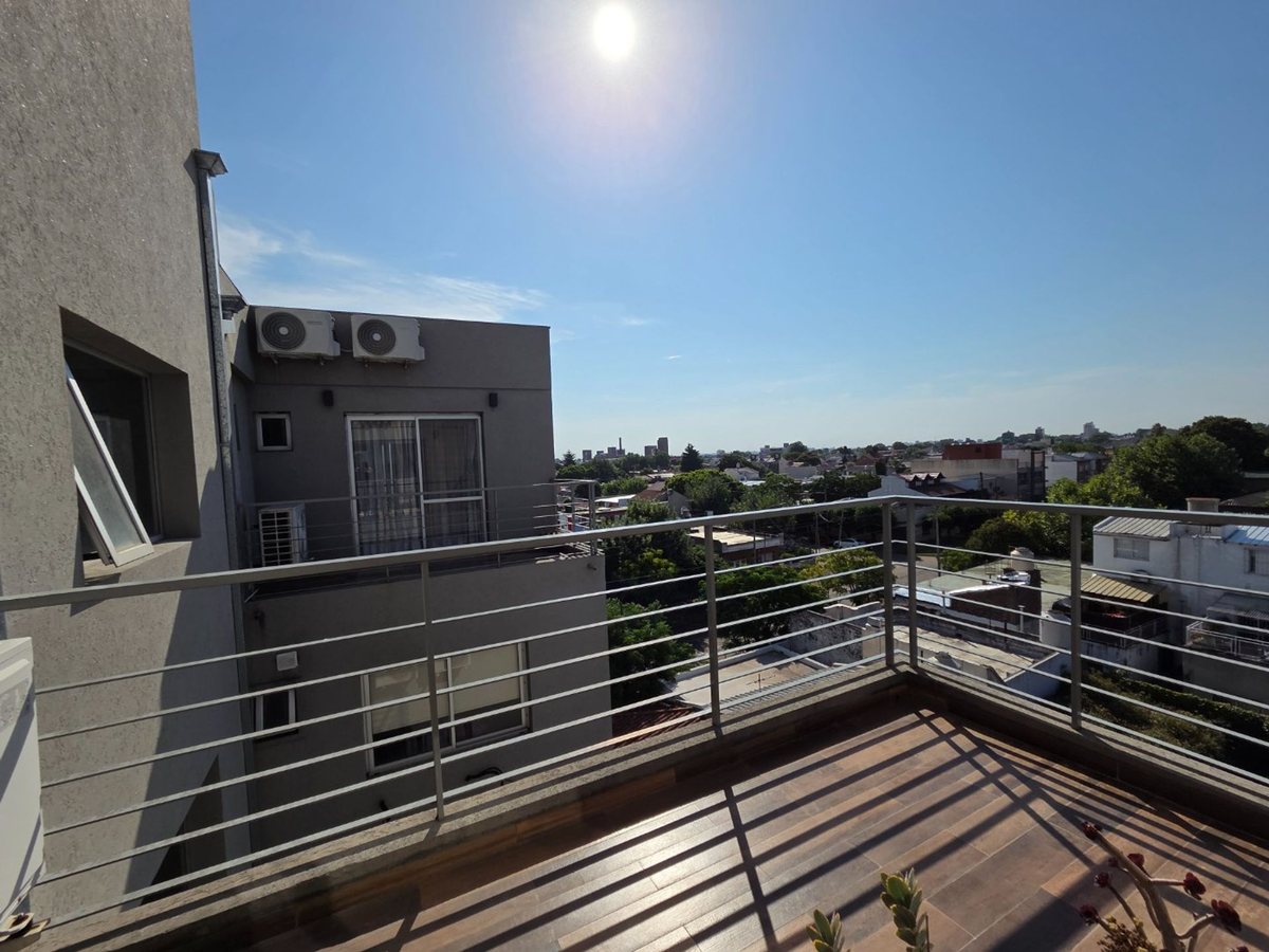 Foto 21 — VENTA DEPARTAMENTO 3 AMB. DOBLE COCHERA QUILMES