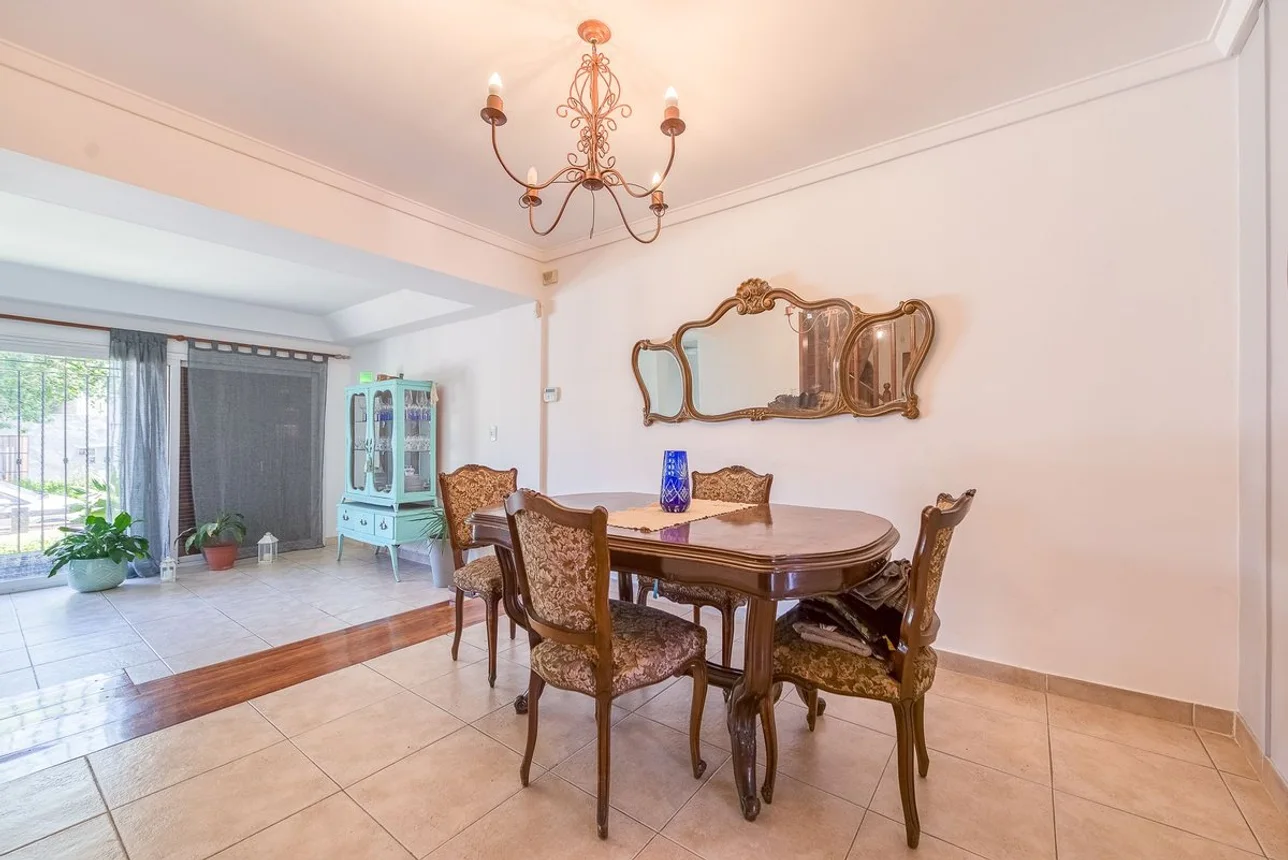 Casa tríplex en venta en San Justo, foto 3
