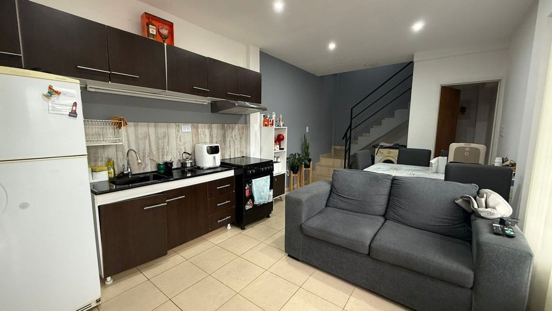 Departamento duplex en venta 3 ambientes en Tucumán 2800, Castelar Norte, Castelar, Moron, Buenos Aires