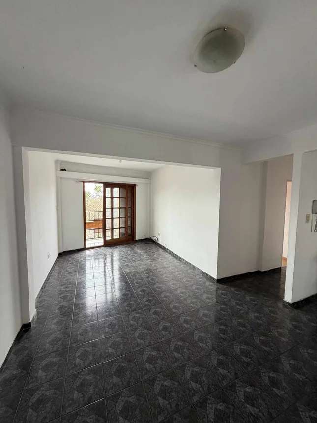 Departamento en venta en Wilde, foto 2