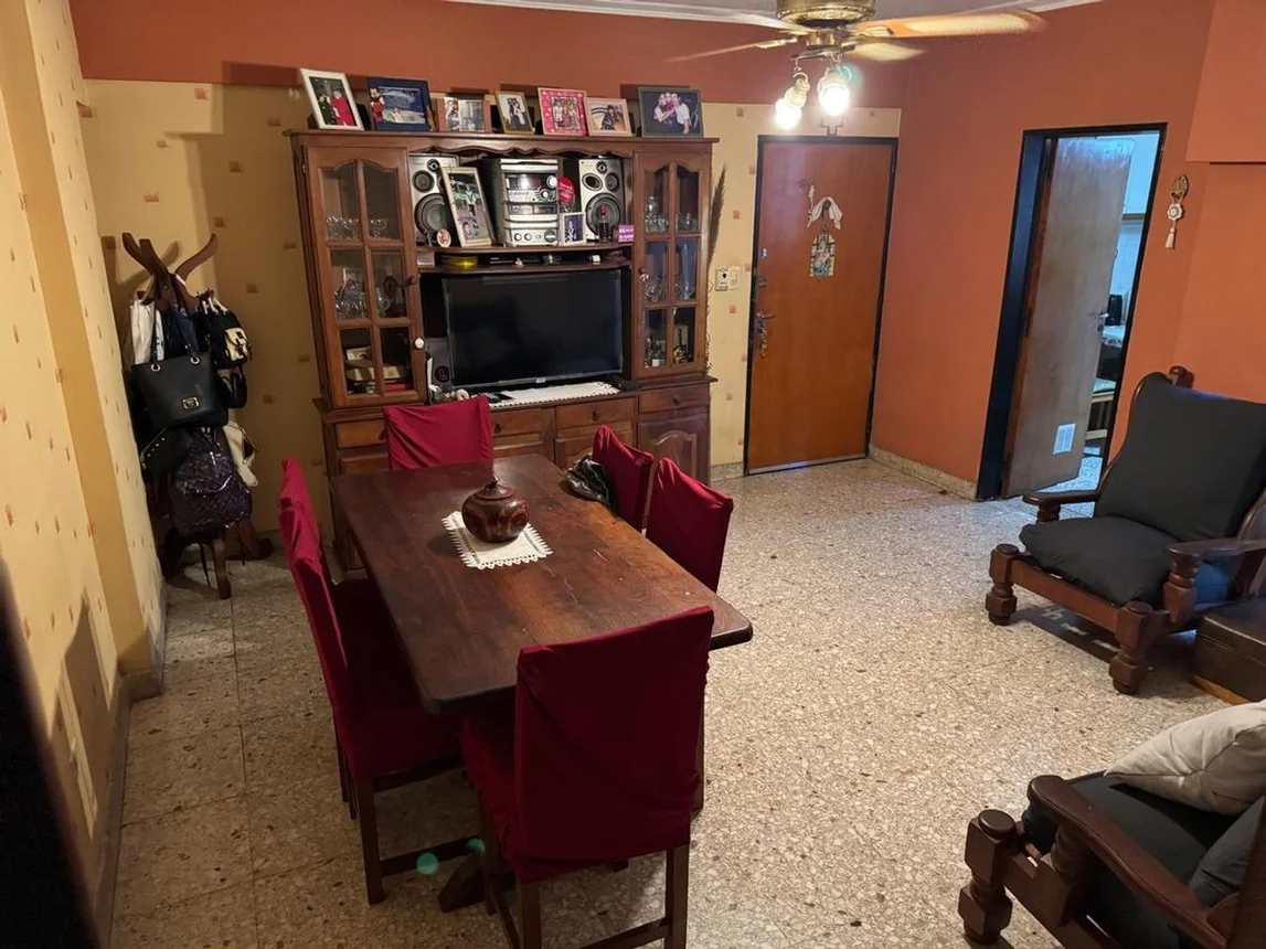 3 ambientes en lanusita c/ cochera.-apto credito, foto 1