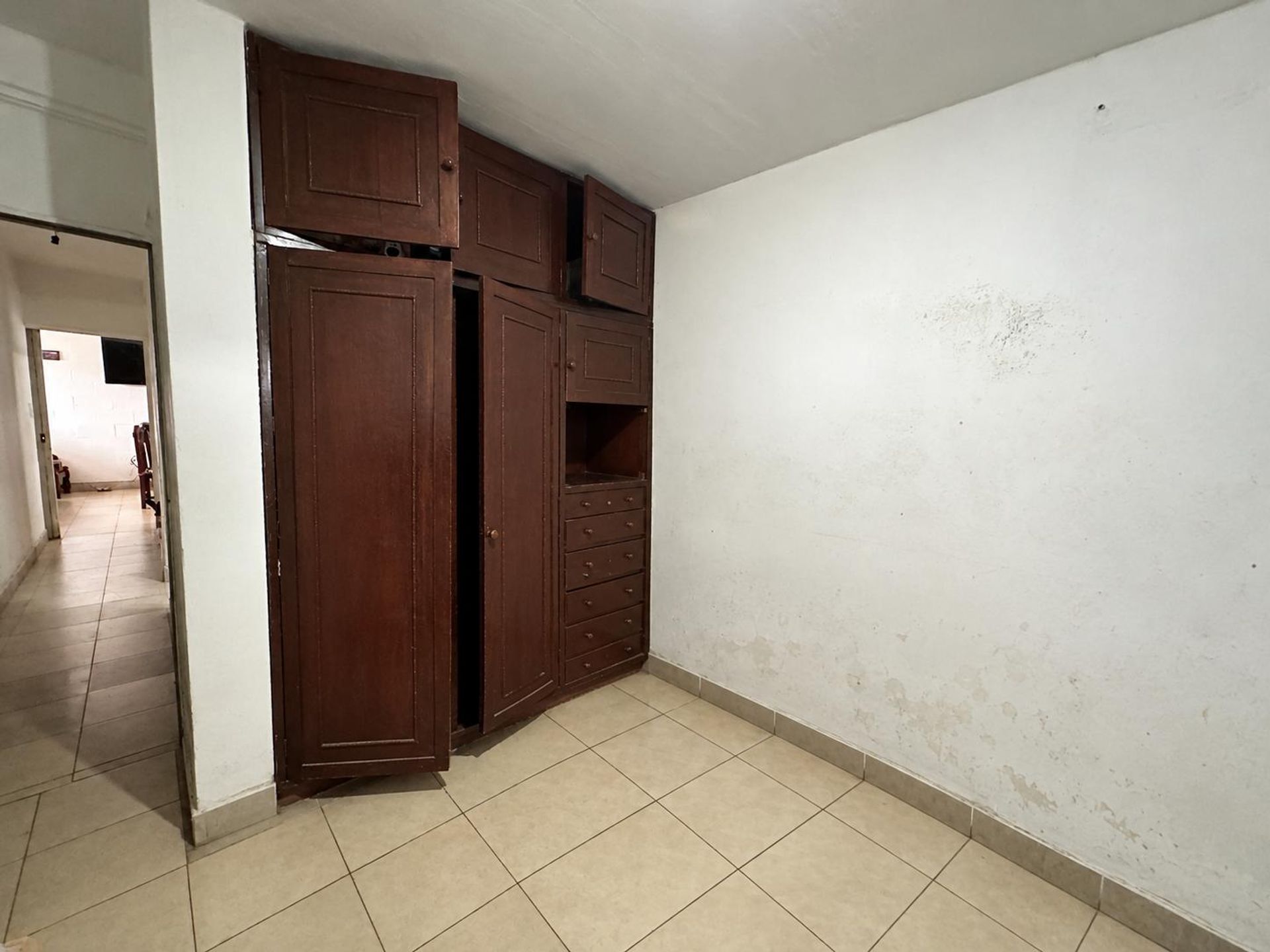 CASA ESQUINA VENTA ZONA SUR IDEAL PARA INVERSION - foto 3