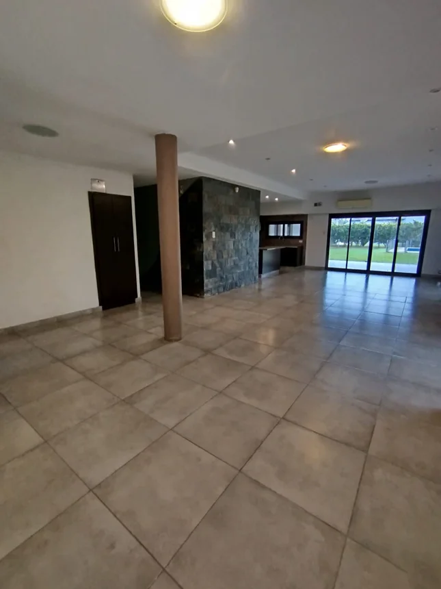 Casa de 8 ambientes en alquiler en Santa Fe, Altos de la Ribera 100, foto 2