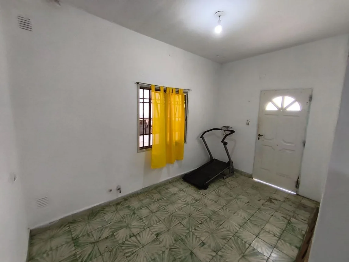 Casa de 9 ambientes en venta en Paraná, Ayacucho 1100, foto 4