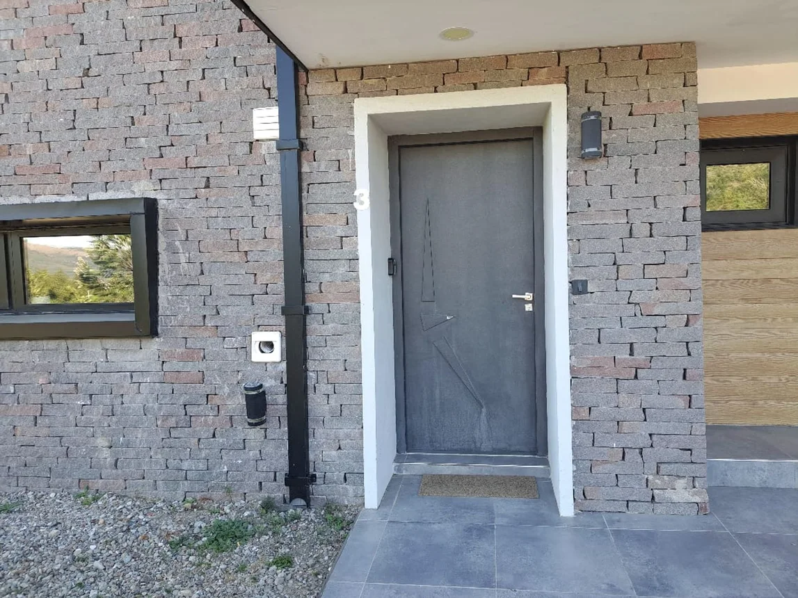 Departamento de 4 ambientes en venta en San Carlos de Bariloche, Condor Hue 0, foto 2