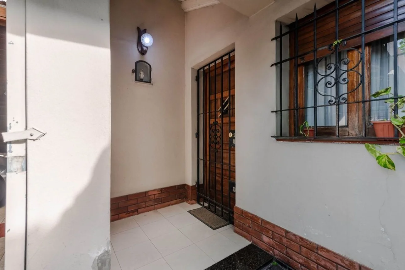Casa en venta en Temperley, foto 2
