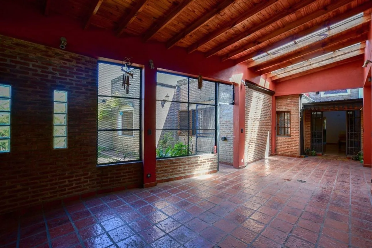 Casa en venta en La Plata, foto 3