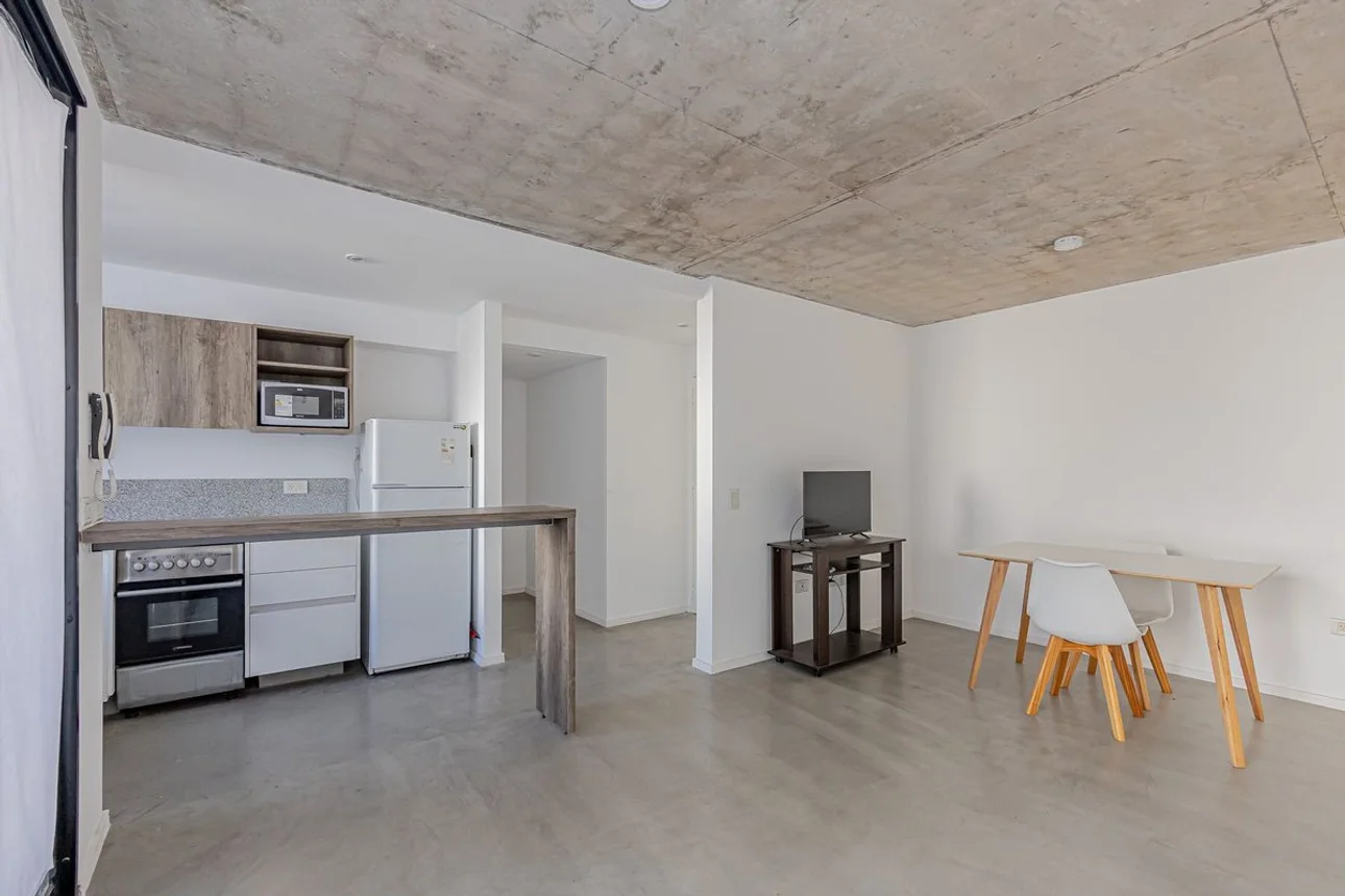 Departamento de 2 ambientes en venta en Haedo, Avenida Rivadavia 15300