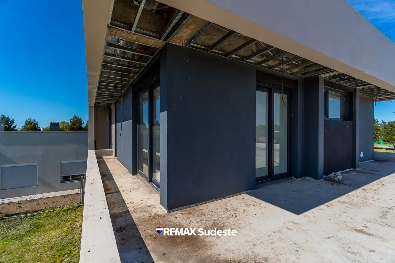 Casa de 5 ambientes en venta en Bahía Blanca, Las Nutrias 900, foto 4
