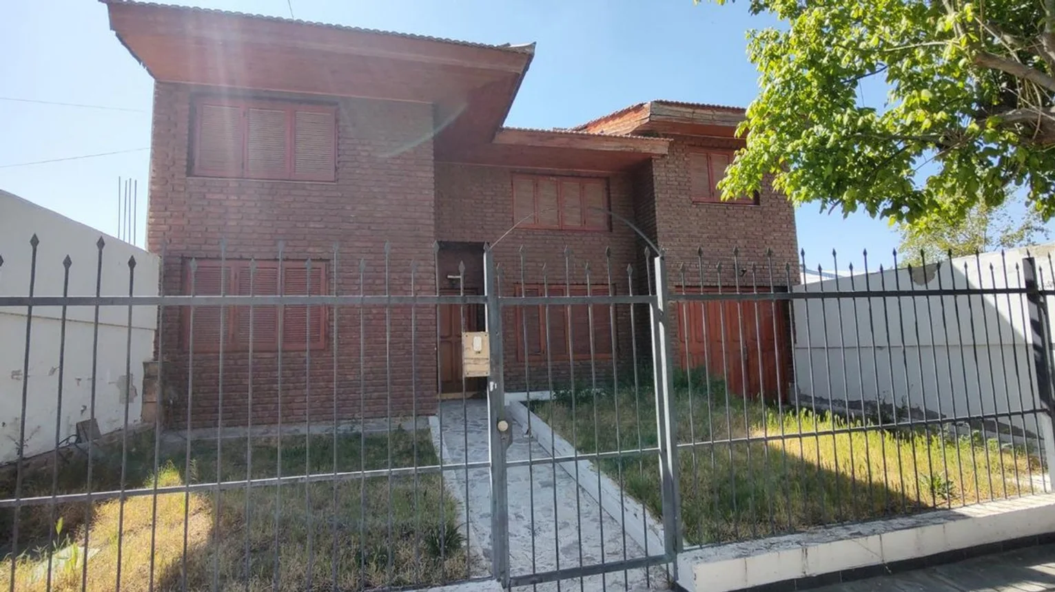 Casa en venta en Neuquén, foto 2
