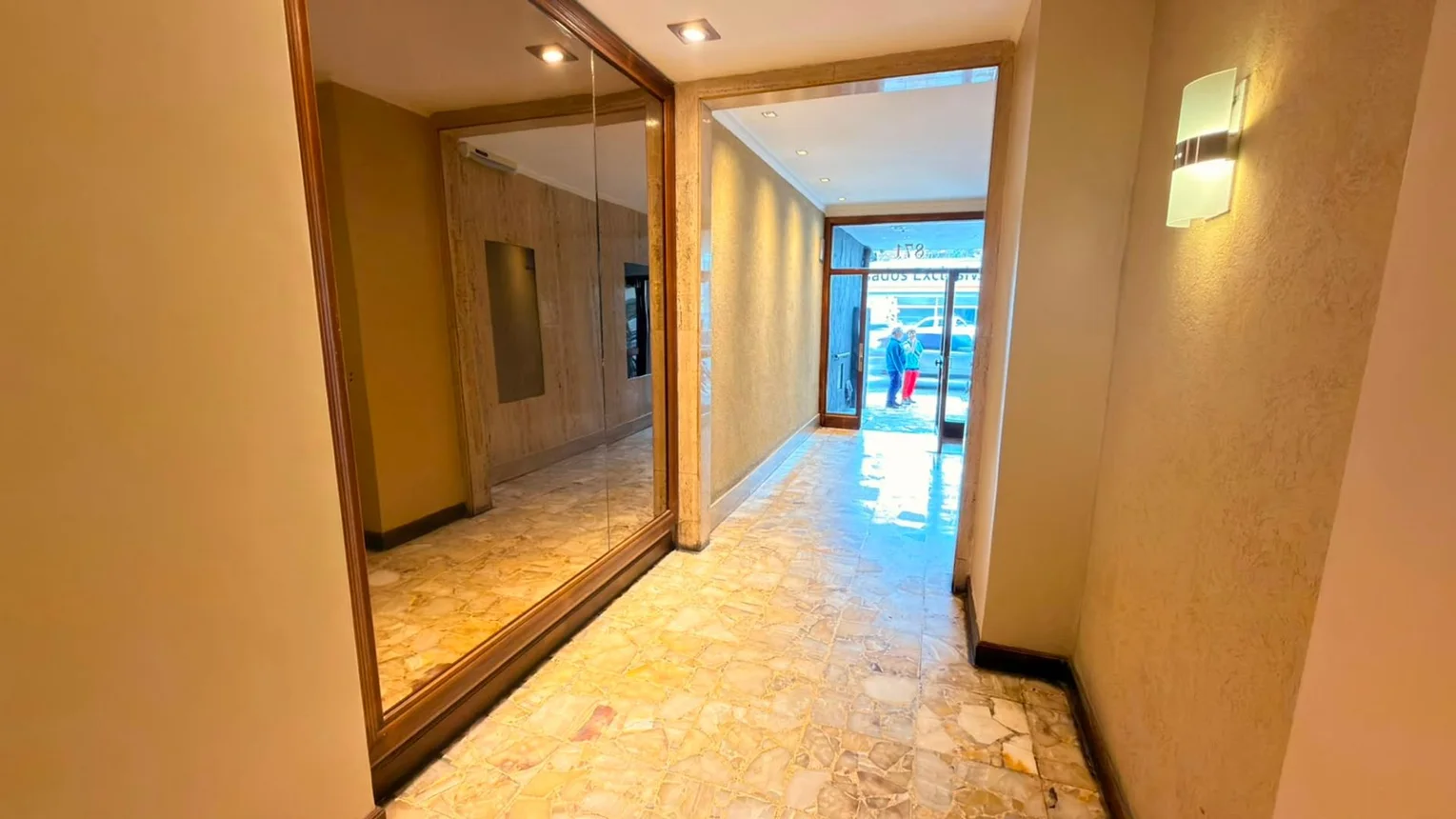 Departamento de 2 ambientes en venta en Vicente López, Av Libertador 800, foto 2