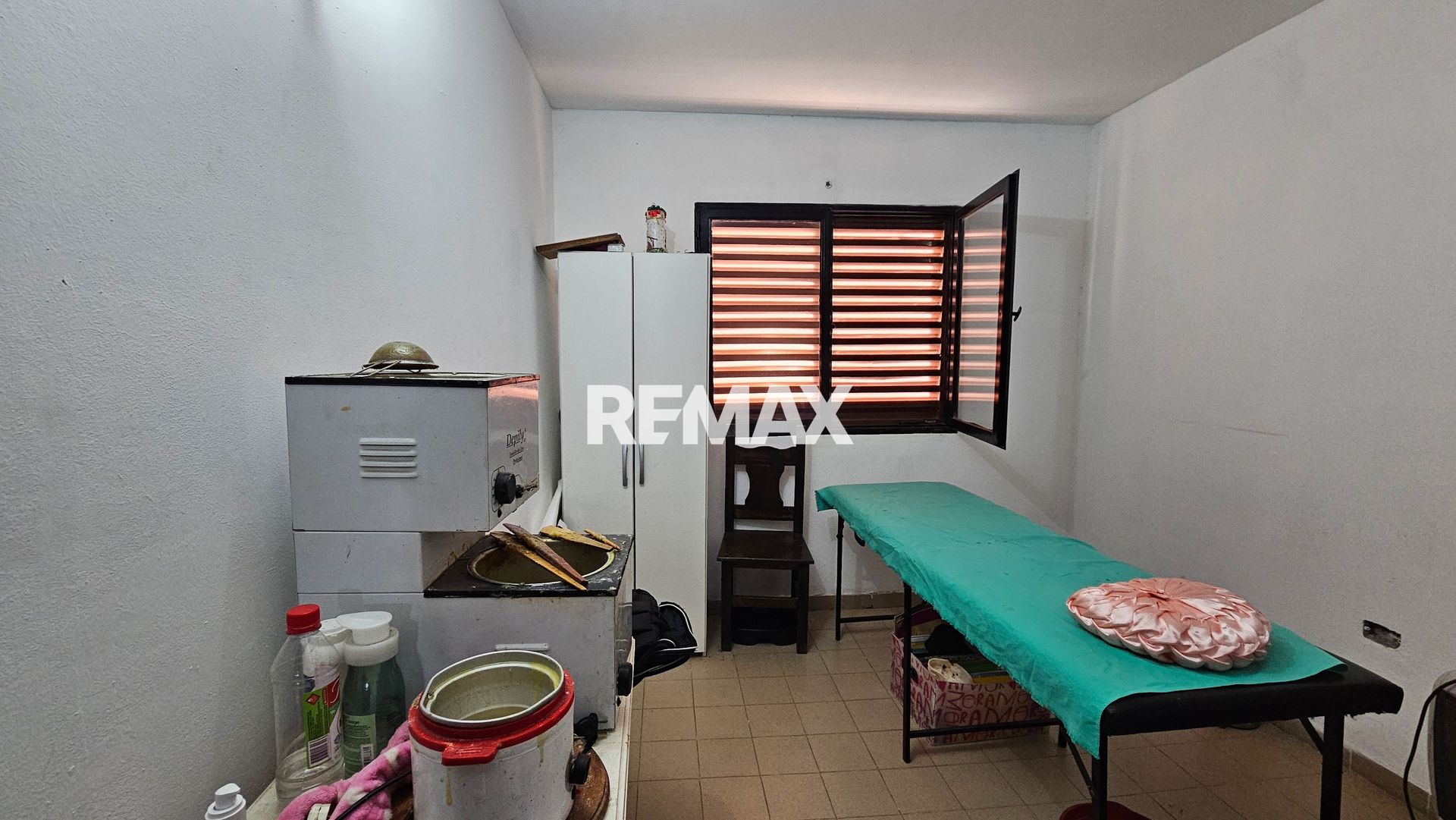 DEPARTAMENTO EN PLANTA BAJA EN VENTA B° DOCENTE - foto 5