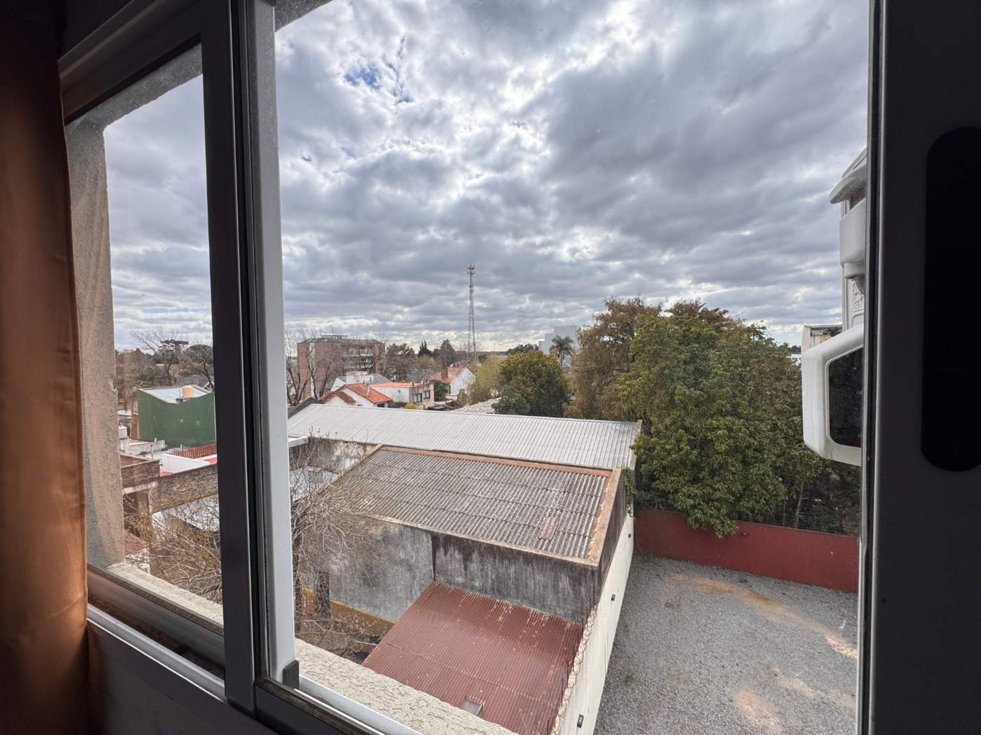 Foto 9 — VENTA DPTO DE 2 AMBIENTES CON COCHERA MONTE GRANDE